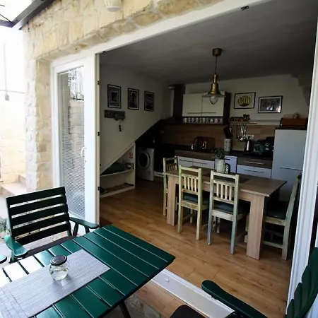Hobbit Apartamento *