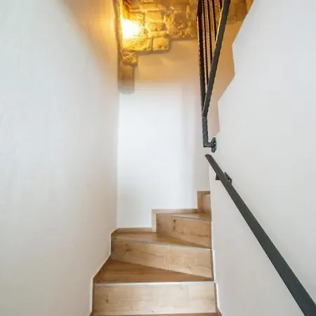 Hobbit Apartamento *
