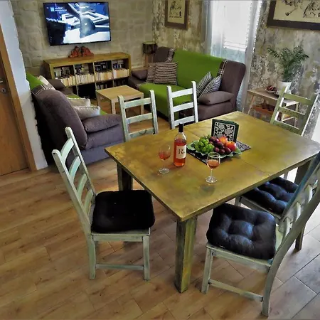 Hobbit Apartamento Zadar